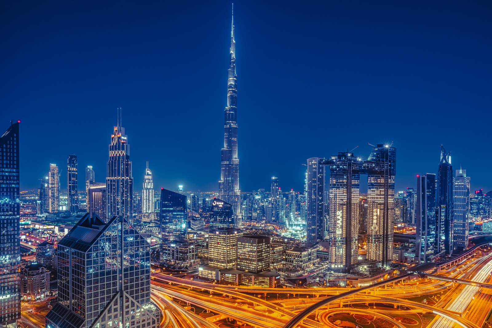 Burj Al Arab - dubaj nocą